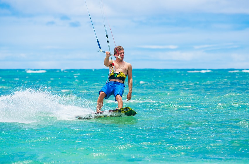 Vontae Davis Quit on the Bills at Halftime, Changed into